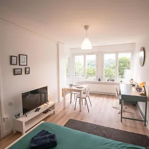  Appartement Espace 400 - Cosy, Lumineux, Vue Sur La - Tv&wifi